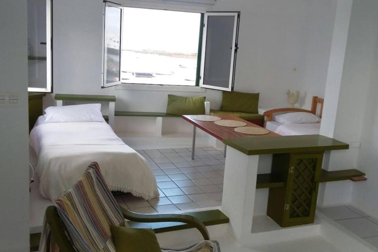 Apartamentos Los Vientos Orzola Exteriör bild