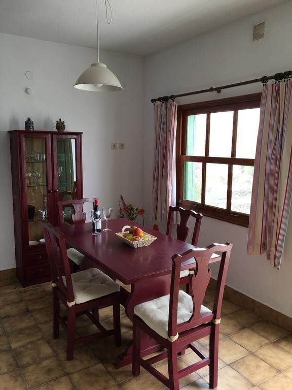 Apartamentos Los Vientos Orzola Exteriör bild